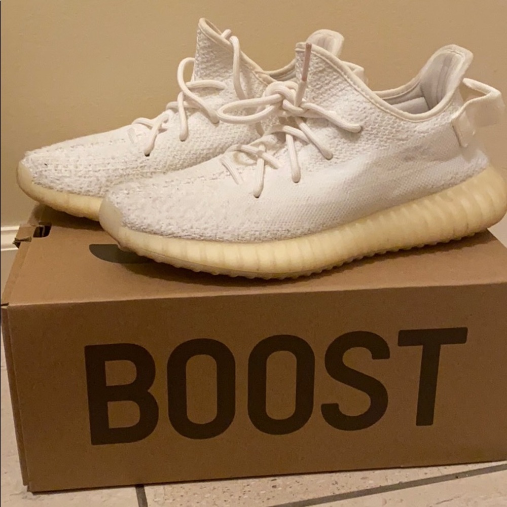 YEEZY BOOST 350 V2 (WHITE)